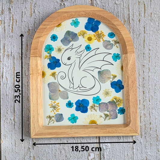 Cadre Faunéa avec dessin imprimé de dragon et fleurs séchées pressées avec indication des dimensions